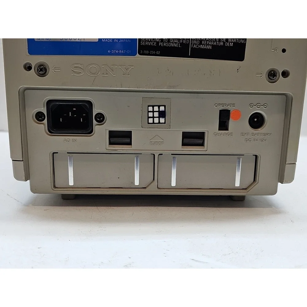 VINTAGE SONY PVM-9020ME COLOUR TRINITRON MONITOR RETRO GAMING (For Parts) #4